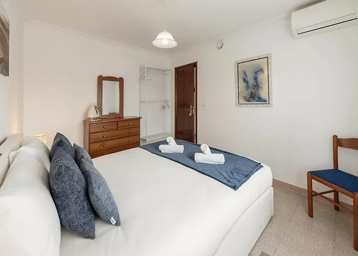 Ocean Breeze Baleal Feriehus *